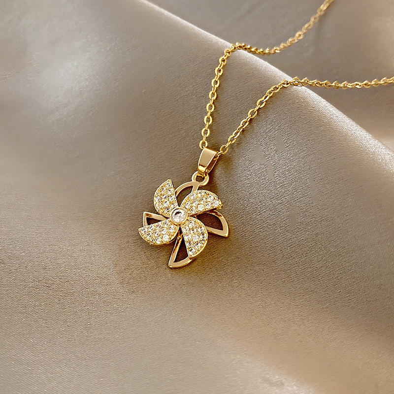 Fashion Creative 360 Rotating Windmill Necklace for Women Exquisite Beauty Personality Pendant Classic Banquet Wedding Jewelry